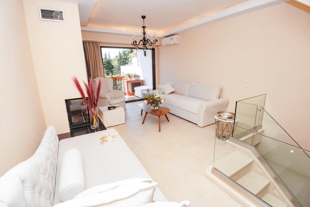 Ninos Luxury Apartment Corfu  Bagian luar foto