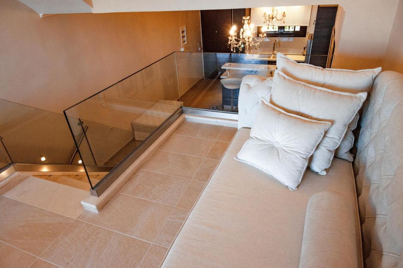 Ninos Luxury Apartment Corfu  Bagian luar foto